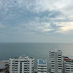 Comfortable Apartment With Spectacular Ocean Views